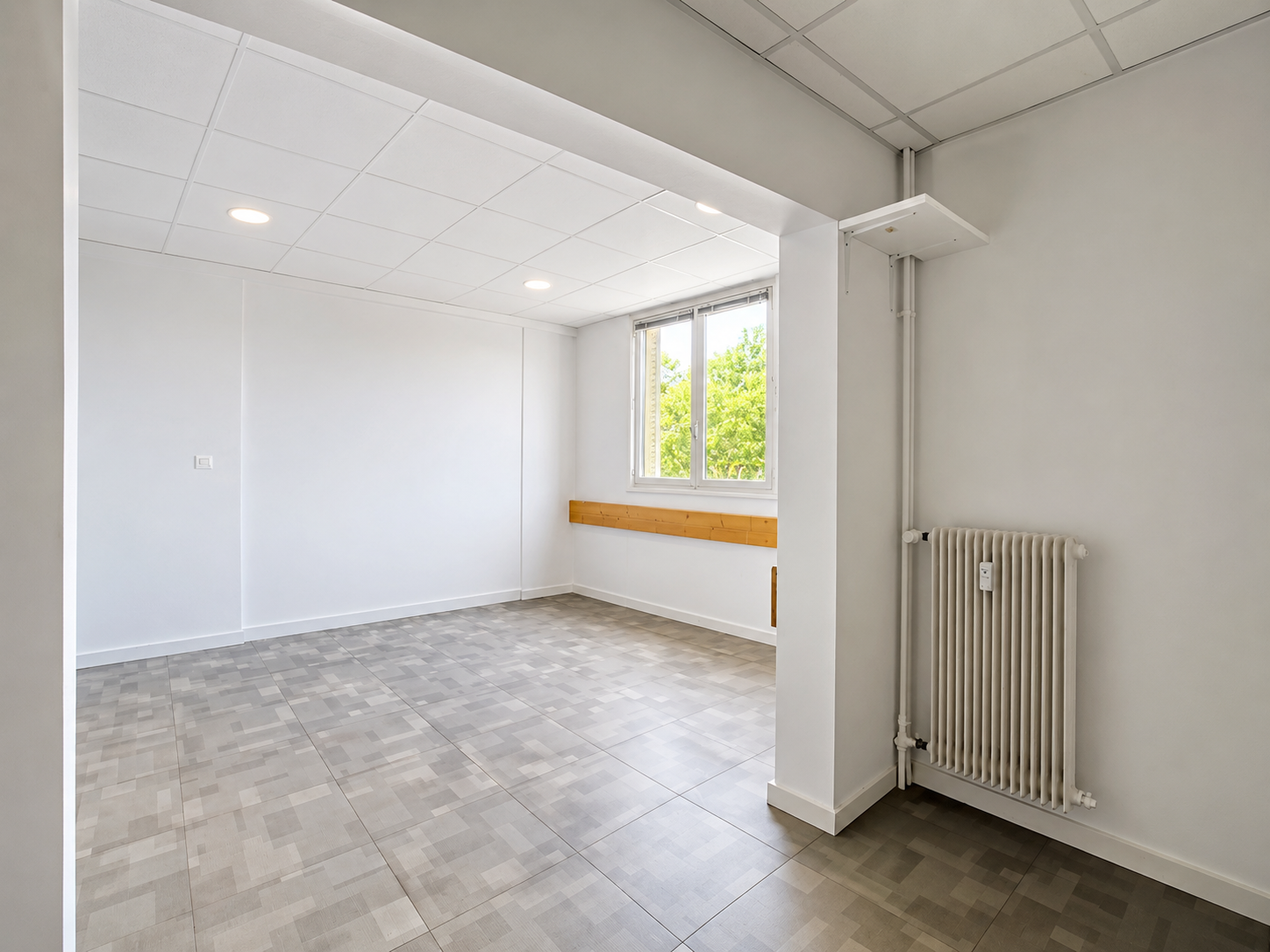COURNON D'AUVERGNE- PLATEAU DE BUREAUX 82 M2